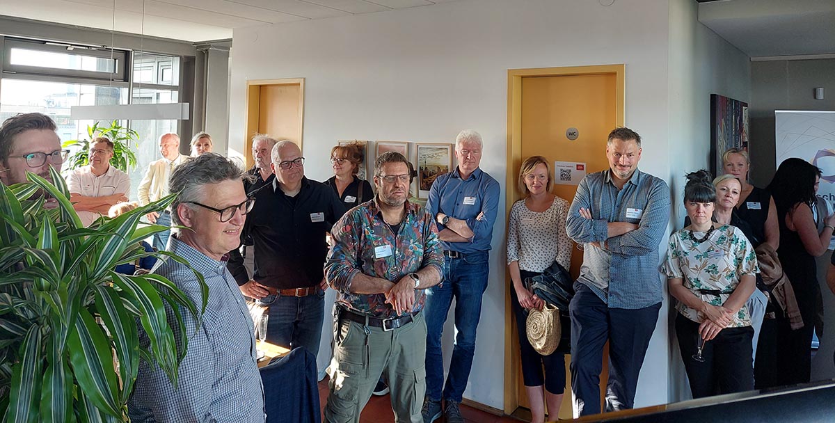 FKU-Unternehmerstammtisch bei Solution360 – unternehmerischer Austausch über den Dächern Berlins